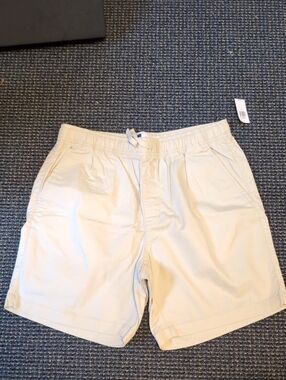 Old Navy Men's Cream Drawstring Jogger Shorts